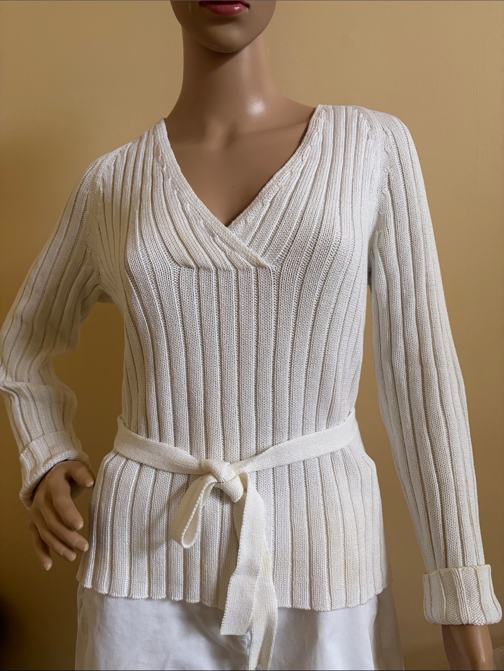 Ellen Tracy White Cotton Knit Top with Rib Detail